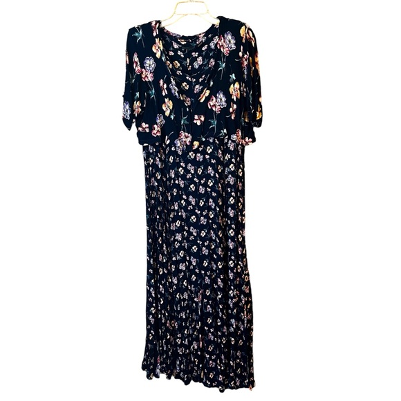 Vintage Dresses & Skirts - Starina vintage floral dress